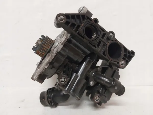 Vesipumppu termostaatti OEM PL375733 VW Audi:lle image 3