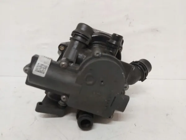 Vesipumppu termostaatti OEM PL375733 VW Audi:lle image 4
