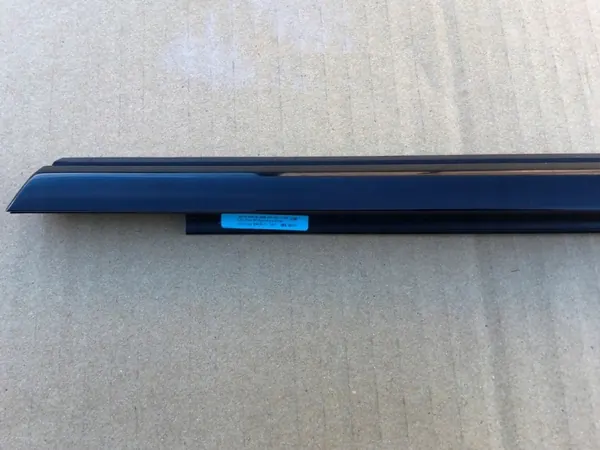 OEM 8W8 853 764 C Höger Bak Dekorlist för Audi RS5 image 3