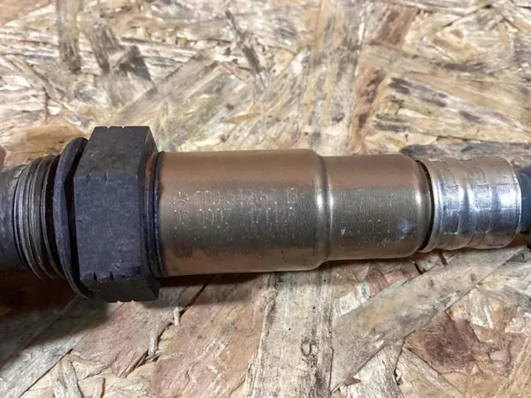 Waterpomp Mercedes-Benz C W205 2017 image 4