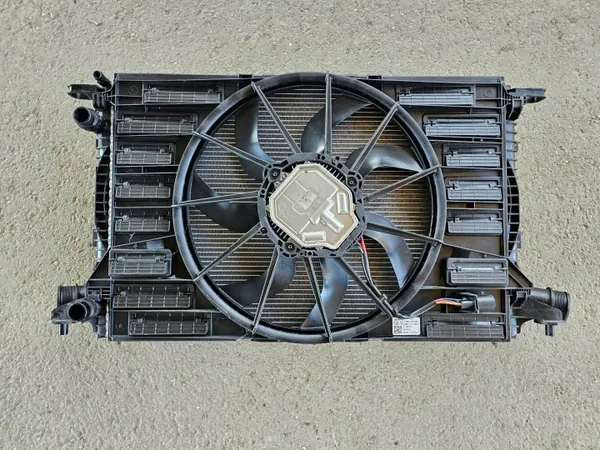 Kit Ventilateur Radiateur OEM 80A959455 pour Audi Q5 image 2