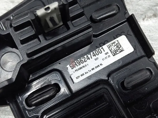 Support gauche BMW 3 G20 G21 OEM 9R962474001 image 6
