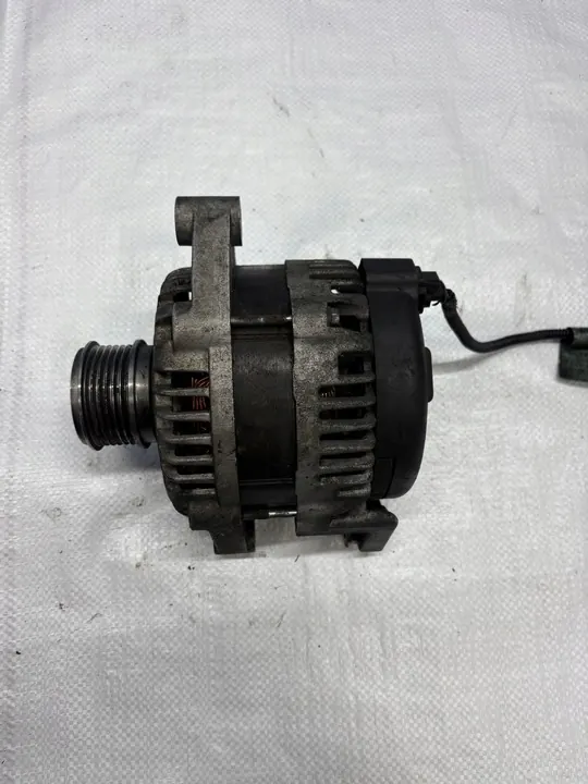 CHEVROLET ALTERNATOR CRUZE ORLANDO 2.0 VCDI 140A OEM 13501719 image 7