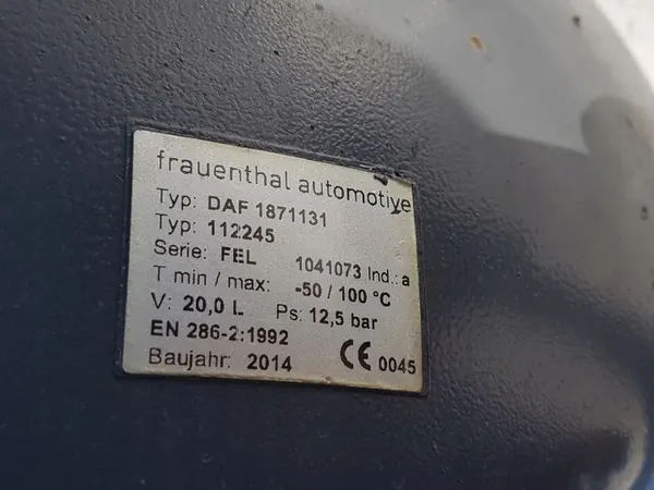 DAF XF 106 Dubbele luchttank OEM 184,50 - Gebruikt image 4