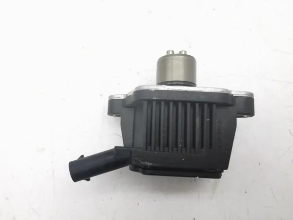 Válvula de árvore de cames VW Golf VIII 2020 OEM 1302200131257 image 4