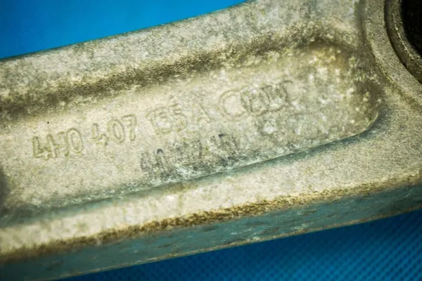 Braccio di controllo anteriore sinistro Audi A8 S8 4H 4H0407151B image 8