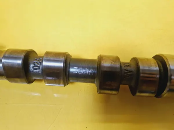 Insugskamaxel OEM DRC95202 för VW Golf IV 1.6 image 3