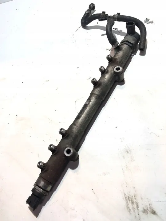 Fuel Distributor Volvo XC90 image 1