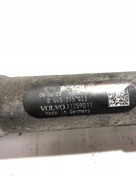 Fuel Distributor Volvo XC90 image 4