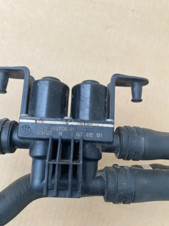 Vattenpump Solenoid BMW 5 E60 E61 image 2