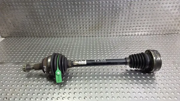 Vasen etupuoliakseli OEM S26372755 - Käytetty image 2