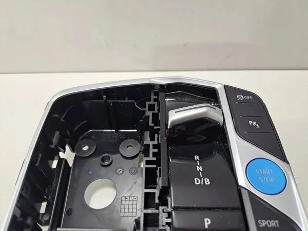 BMW OE Vaihteiston mekanismi 5A6AEA6 i4 G26:lle image 4