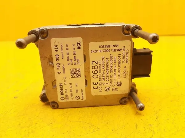Mercedes-Benz Distronic radarsensor OEM A2469013602 image 3