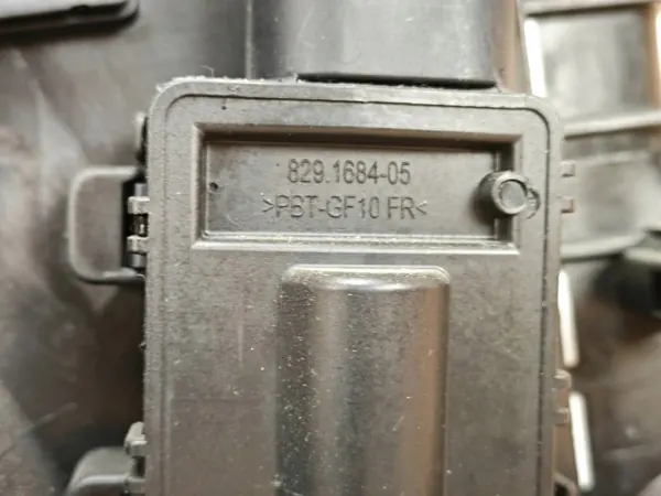Radiateur OEM 9486399 pour BMW Série 5 G30 G31 image 9