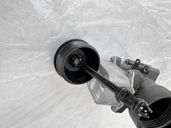 Volkswagen OE 03L115389C Ölkühler image 6