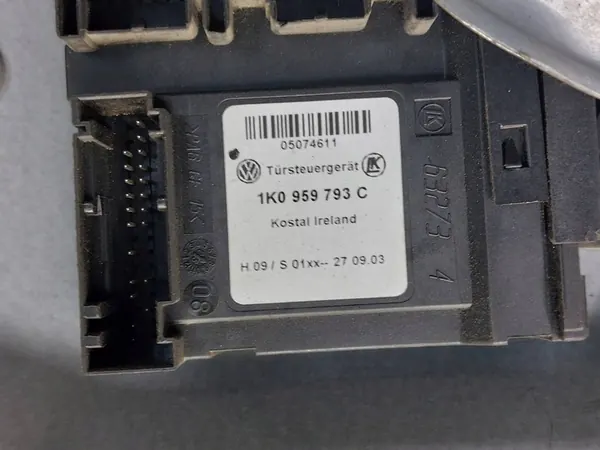 Elevador de vidro elétrico dianteiro esquerdo Volkswagen Touran I image 5