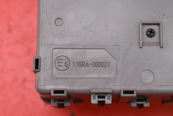 Sulakekotelo OEM 116RA-000021 Honda Civic 9:lle image 9