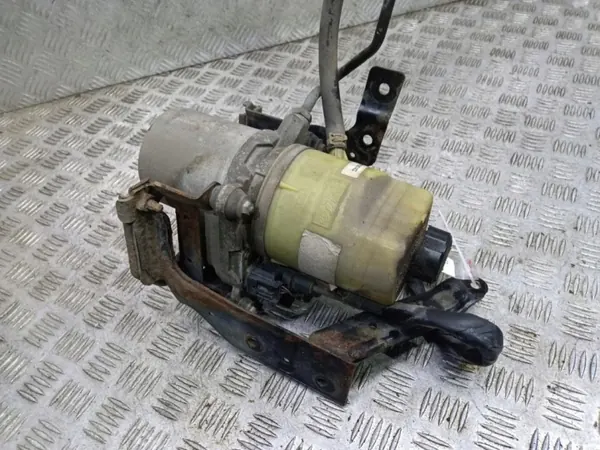Styrpump OEM Wrakowisko-18267- för Ford image 3
