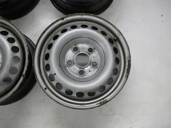 Stahlrad-Set Volkswagen OE AMAROK, T5 T6 6.5" x 16" image 3