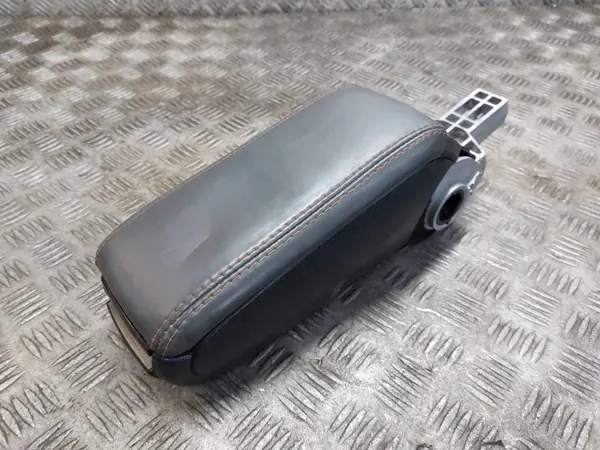OEM PODŁOKIETNIK VOLKSWAGEN GOLF V Armstöd image 2