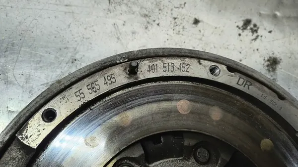 OPEL 1.4 16V A14NET Kaksimassavoltti 55565495 image 4