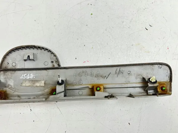 Barre d'éclairage plaque arrière Mazda CX-7 OEM EH6650811 image 7