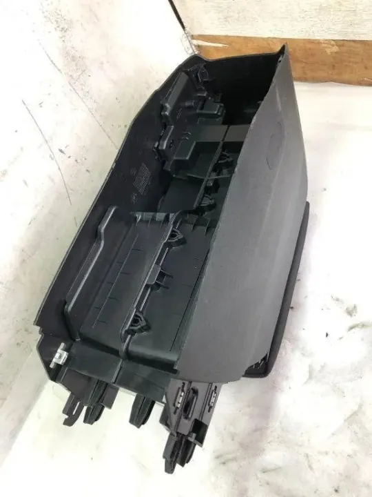 OEM 9823377280 Mittkonsol Armstöd Peugeot 2008 II image 3