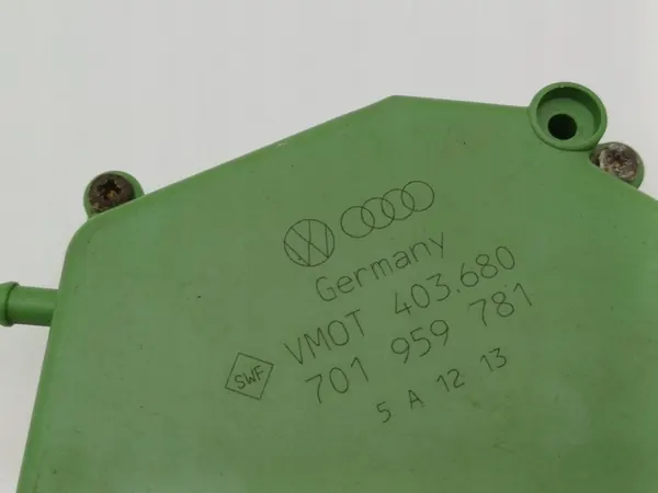 Atuador de Fechadura Central Direito Frontal VW Transporter T4 701959781 image 2