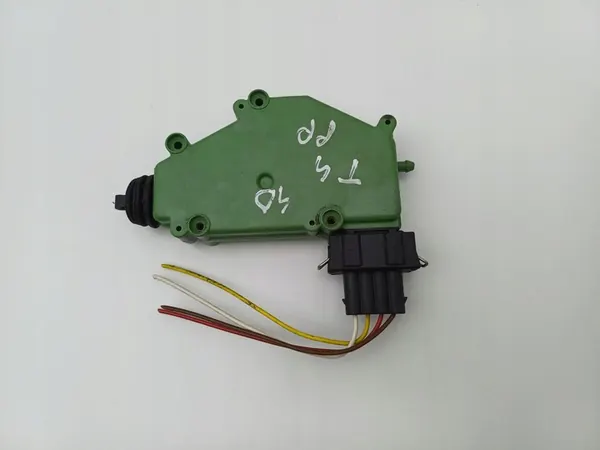 Atuador de Fechadura Central Direito Frontal VW Transporter T4 701959781 image 6