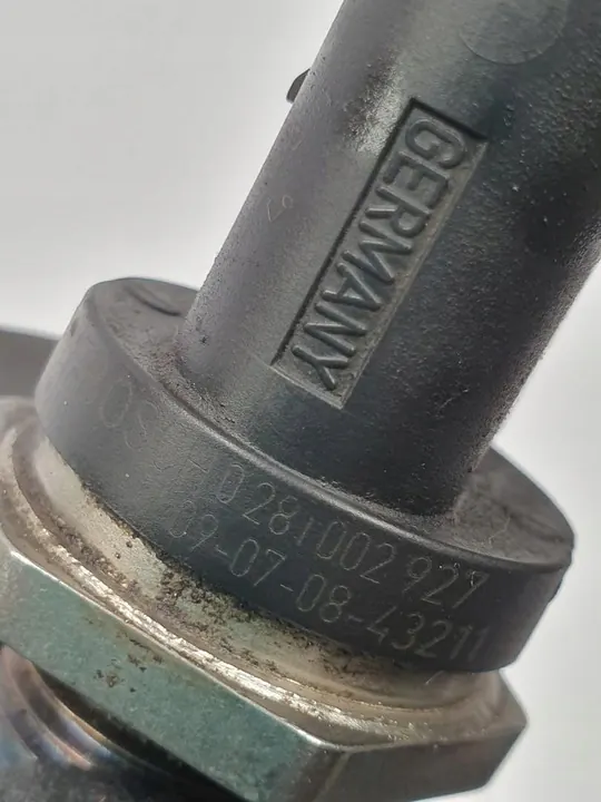 Kraftstoffsensor Mercedes W212 W204 3.0 CDI A0061537828 image 3