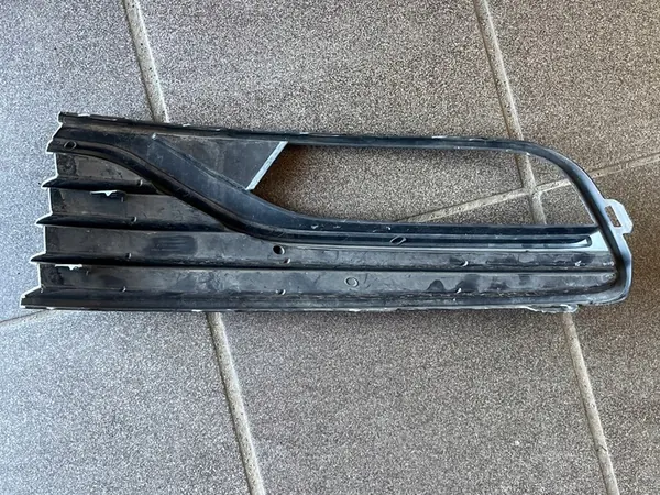 Front Bumper Fog Light Chrome Grill 6C0853666J image 2