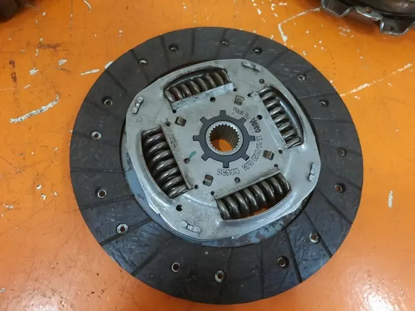 RENAULT CLIO3 III 05-09 1.5DCI Volante Bimassa C1019608 image 8