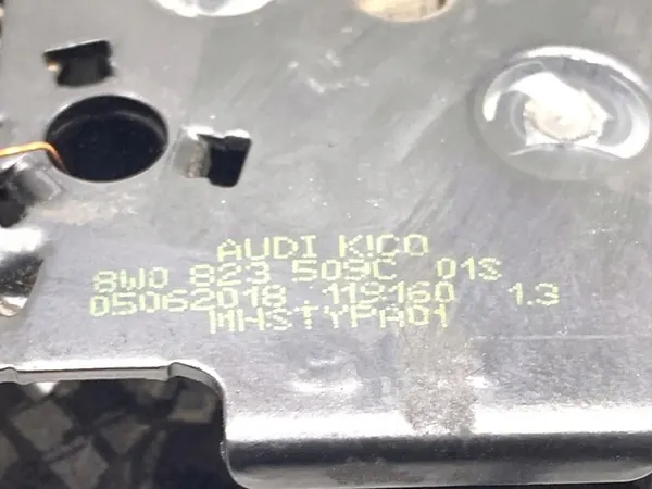 Framhuvudlås AUDI A4 B9 Avant 8W0823509C image 4