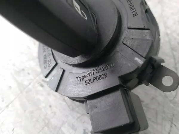 Gebrauchter Volvo C30 1.6D Kombi OEM 30737157 image 3