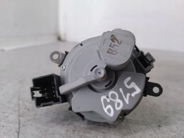 Gebrauchter Volvo C30 1.6D Kombi OEM 30737157 image 4