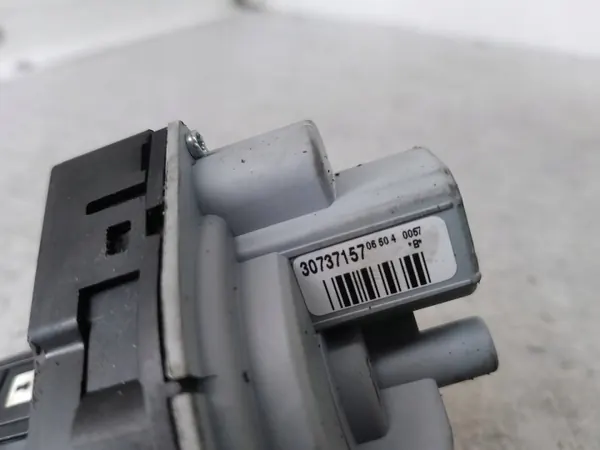Gebrauchter Volvo C30 1.6D Kombi OEM 30737157 image 5
