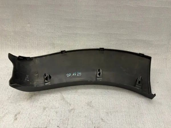 Toyota Hilux VII Etupuskuri Trim Oikea 52112-0K160 image 5