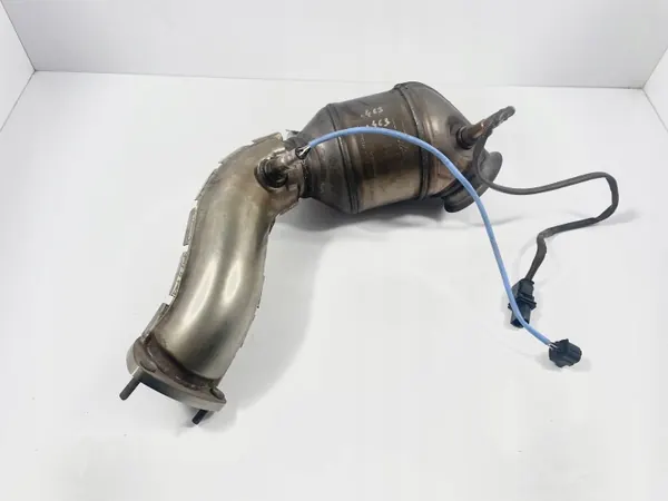 Aston Martin DBX Katalysator OEM MY83-5G236-AA image 2
