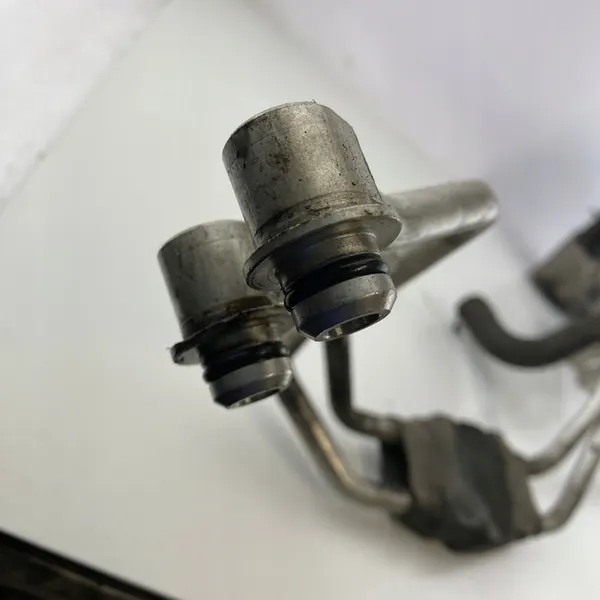 Transmission Oil Cooler Hose Jaguar Land Rover image 2