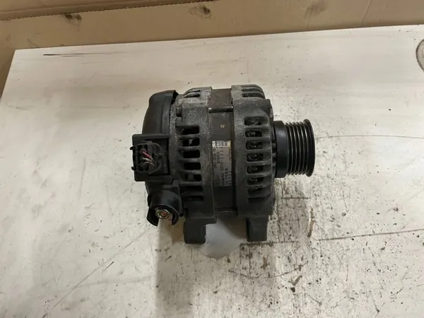 Vaihtovirtageneraattori MAZDA 3 1.6L diesel 2005 OEM 30795423 image 4