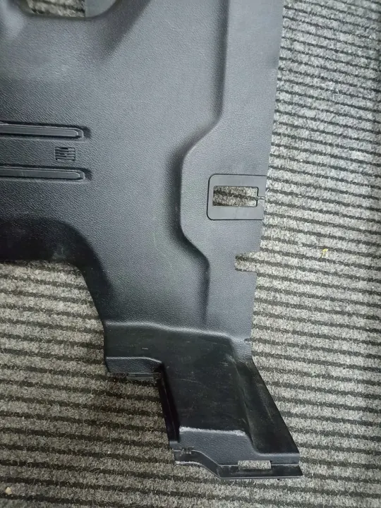 Jeep Wrangler JL höger bagageluckstäck OEM 6BM30TRMAE image 4