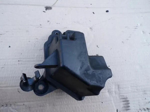 Reservatório de vácuo Peugeot 308 2.0 HDI 9646411180 image 3