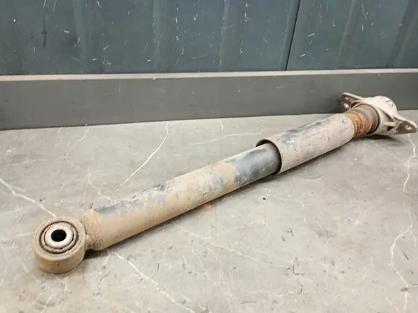 Amortizzatore posteriore destro VW Jetta III image 6