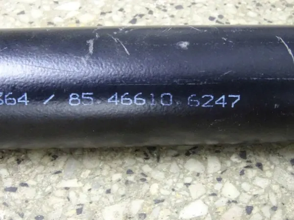 MAN TGL ohjaamon kääntövipu OEM 81.46610.6247 Käytetty image 3