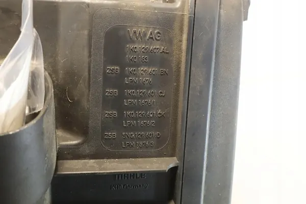 Ilmansuodatin kotelo Volkswagen Jetta V 1.4 image 7