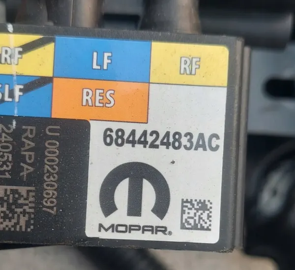 Jeep Grand Cherokee WL ilmaisuspumppu OEM 68462119AN image 4