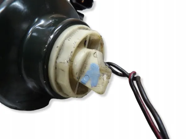 Mitsubishi L200 Bränslefilterhus OEM F30303 image 7