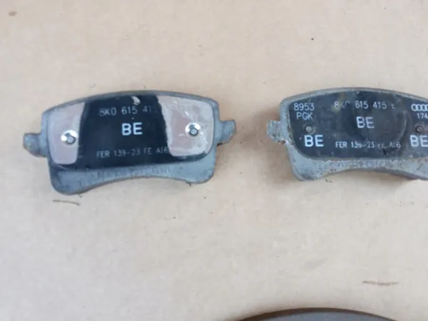 AUDI A5 A6 8T 8T0 Achterremschijven en -blokken image 8