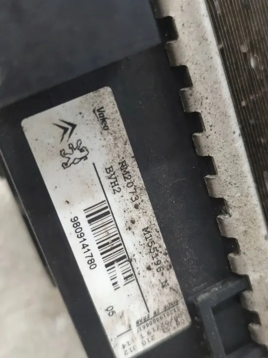 Vesijäähdytin OEM 9809141780 Citroën Berlingolle image 3