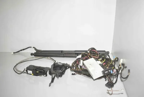 Kit Apertura Automática Maletero BMW X5 OEM 9275121 image 2